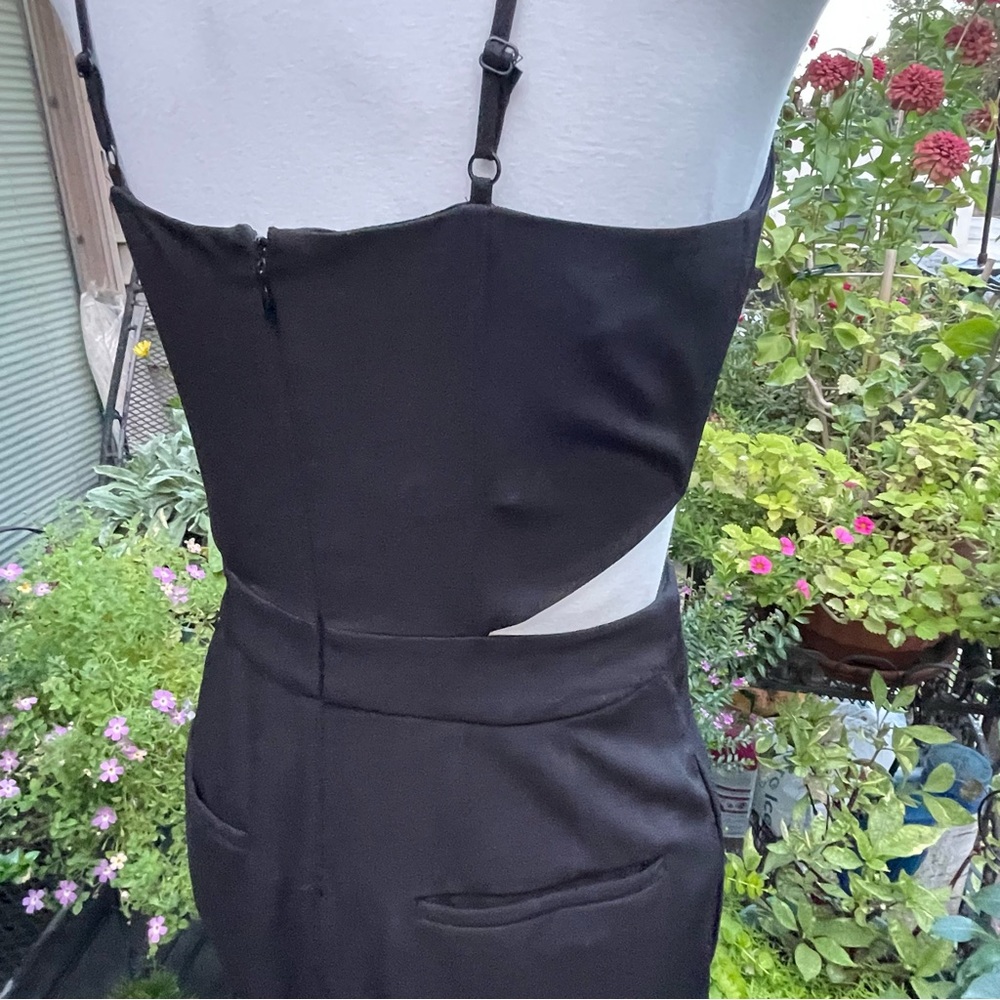 Bebe Wide Leg Cropped Length Halter Cut-out Jumpsuit Black Size 6 - Picture 8 of 14